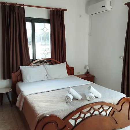 Vila Lama Guest house Ksamil