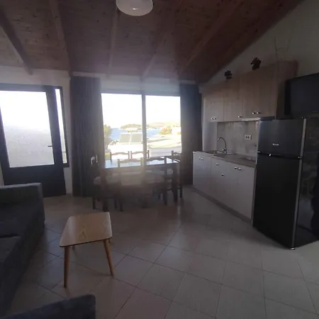 Vila Lama Guest house Ksamil