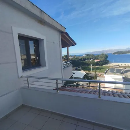Vila Lama Ksamil